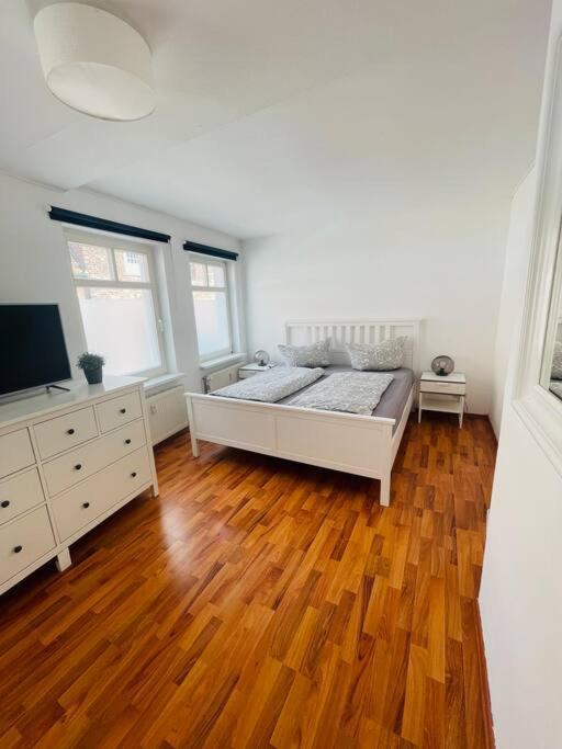 Zentrale Altstadtkoje Fuer Bis Zu 6 Personen 노이슈타트인홀슈타인 외부 사진